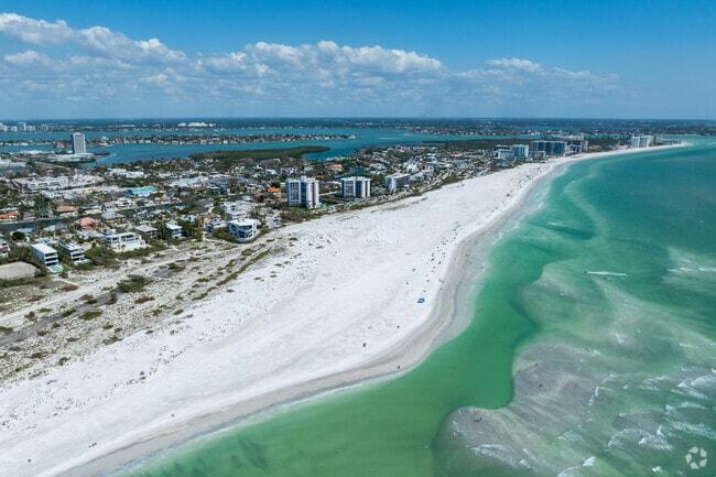Lido beach